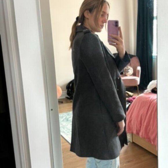 Grey coat - Picture 2 of 7